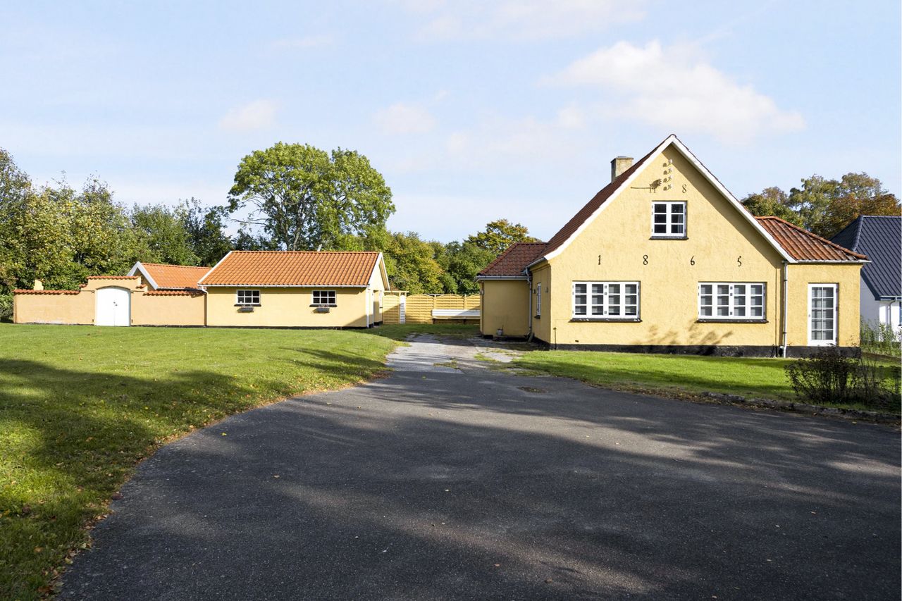 image 01
